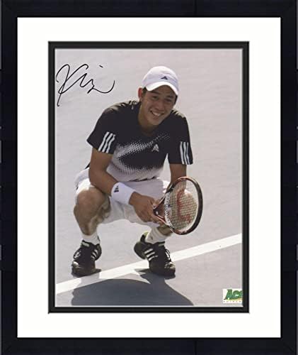 ממוסגר קיי נישיקורי חתימה 8 x 10 תצלום כורע - תמונות טניס עם חתימה